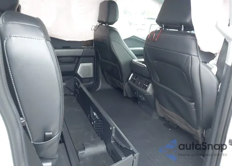 2023 Ford F-150 Lariat z USA, uszkodzony, nr VIN 1FTFW1E8XPKE88577